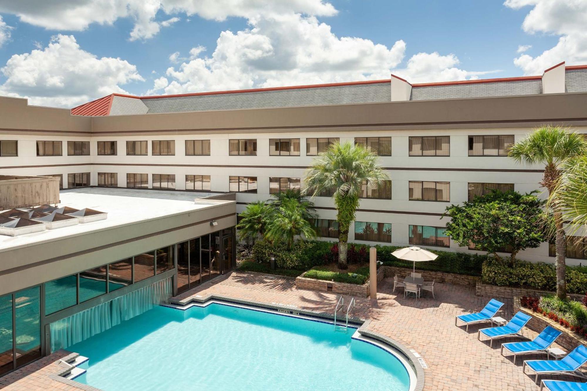 Sheraton Suites Orlando Airport Hotel Dış mekan fotoğraf