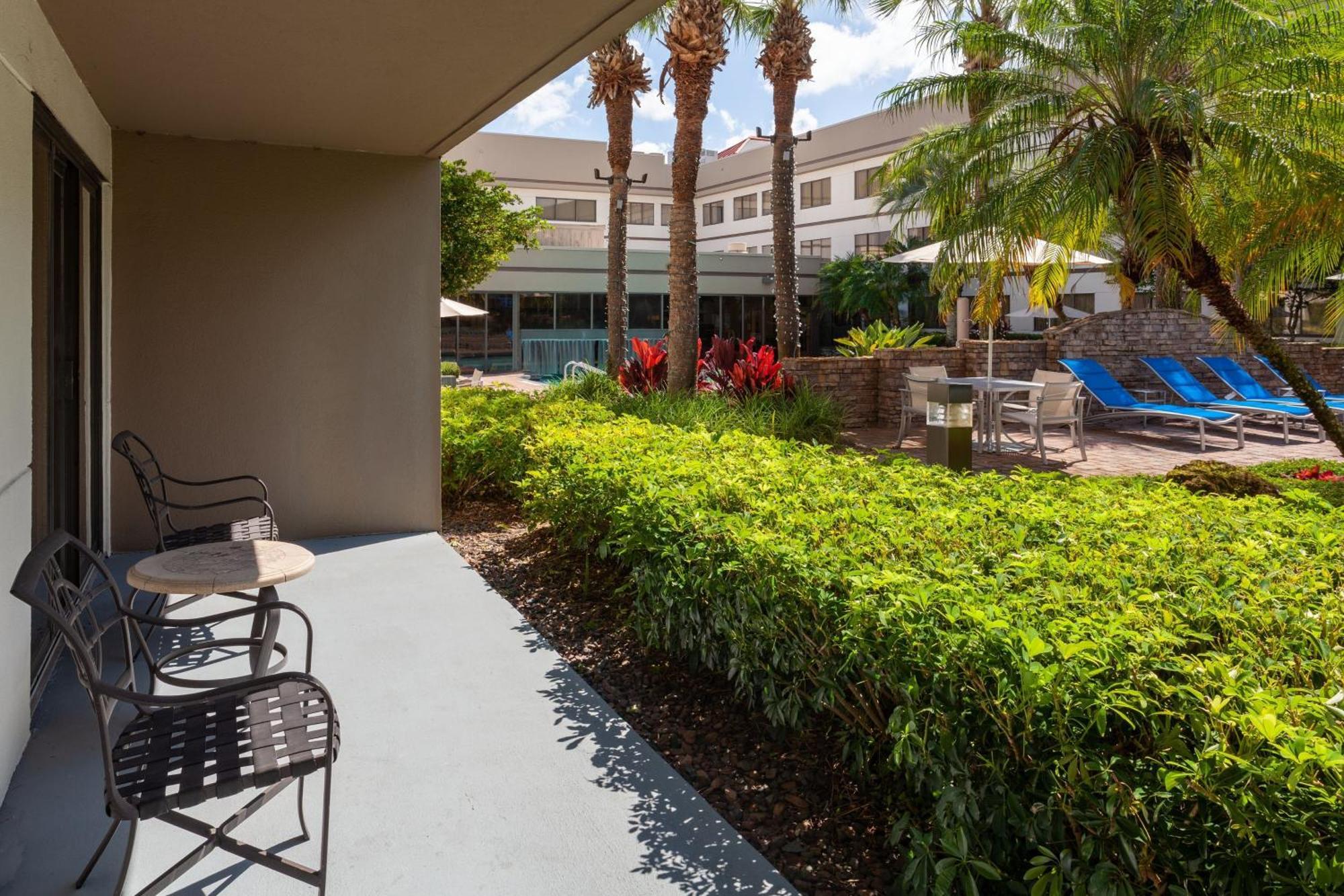 Sheraton Suites Orlando Airport Hotel Dış mekan fotoğraf